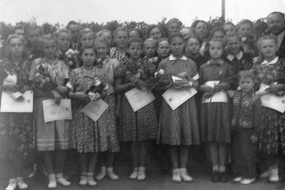 1954. a. VII klass